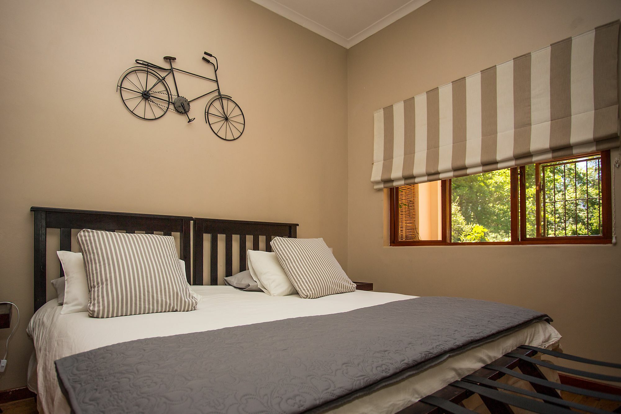 Dirtopia Trail Lodge Στέλενμπος Εξωτερικό φωτογραφία